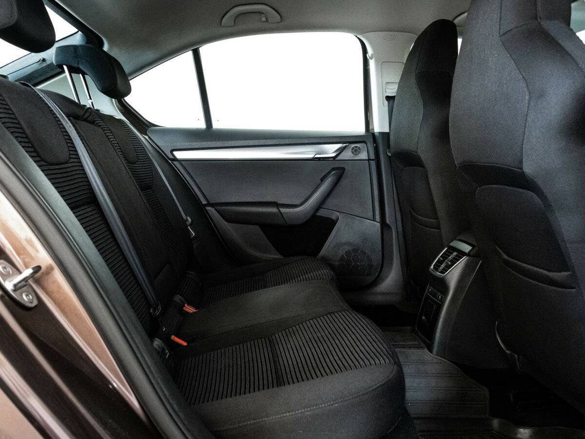 Купить Skoda Octavia, 2014, 175 370 км.. Фото: #12