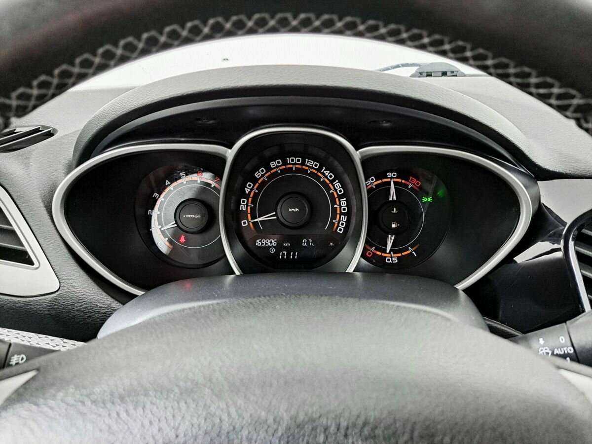 Купить Lada (ВАЗ) Vesta, 2017, 169 905 км.. Фото: #12