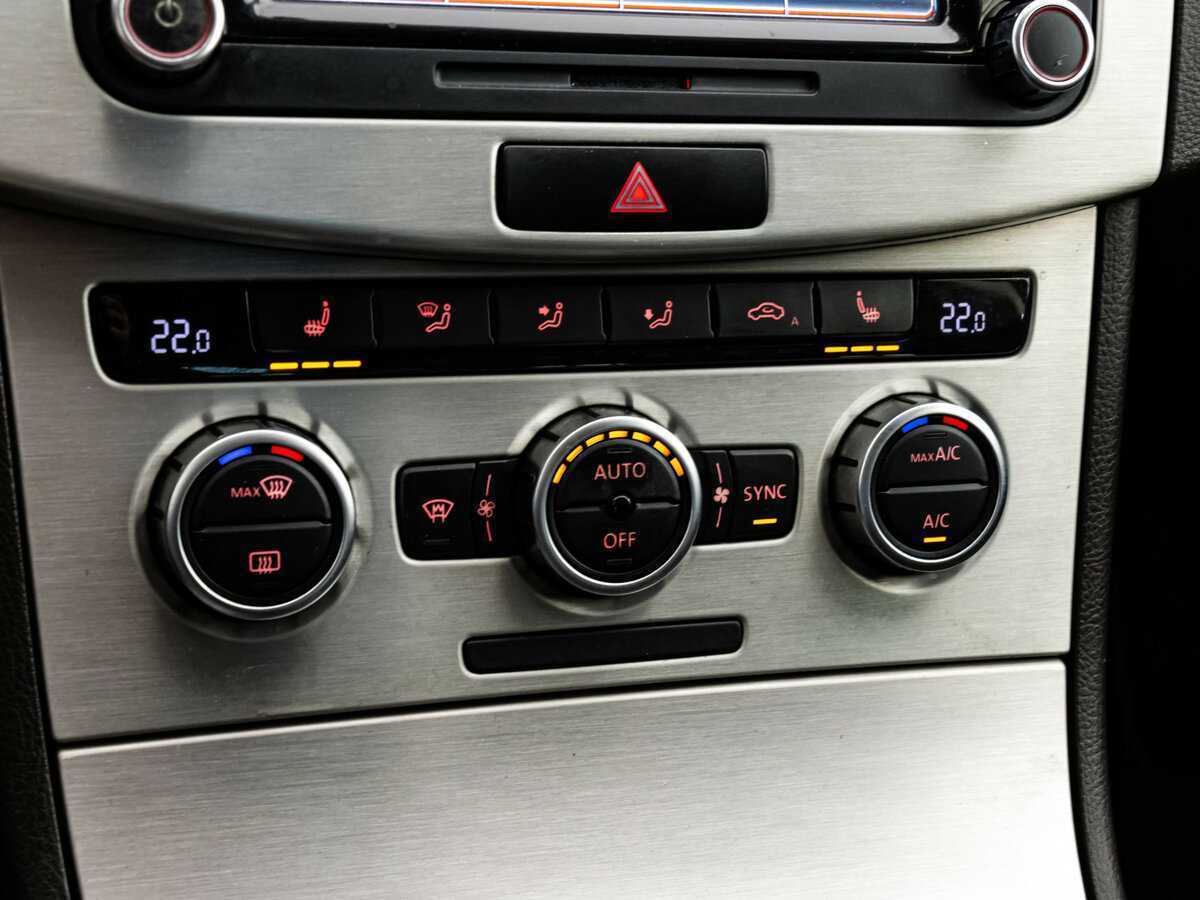 Купить Volkswagen Passat, 2012, 245 842 км.. Фото: #13