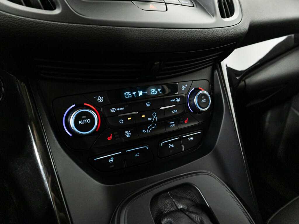 Купить Ford Kuga, 2017, 141 189 км.. Фото: #17