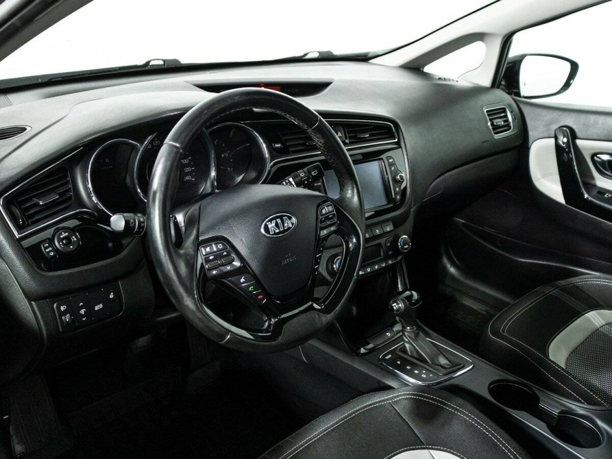 Купить Kia Ceed, 2018, 131 941 км.. Фото: #10
