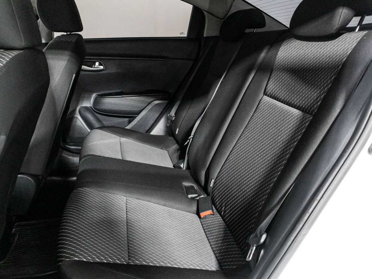 Купить Kia Rio, 2017, 83 524 км.. Фото: #9