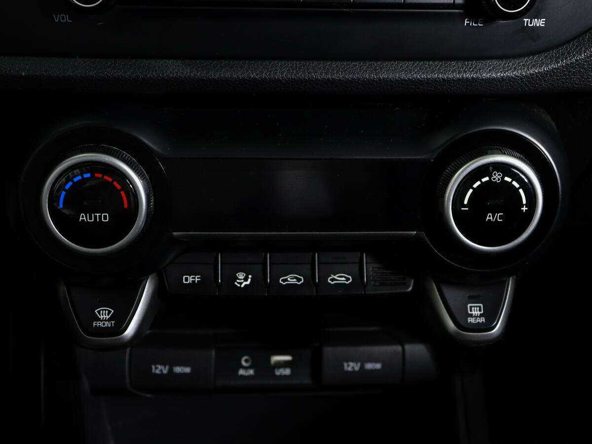 Купить Kia Rio, 2018, 98 000 км.. Фото: #18