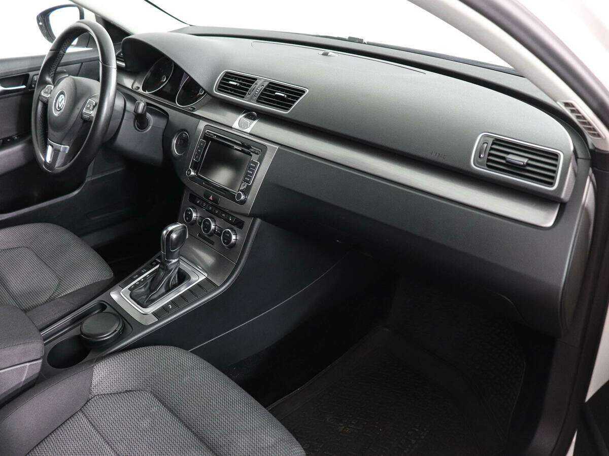Купить Volkswagen Passat, 2013, 121 557 км.. Фото: #9