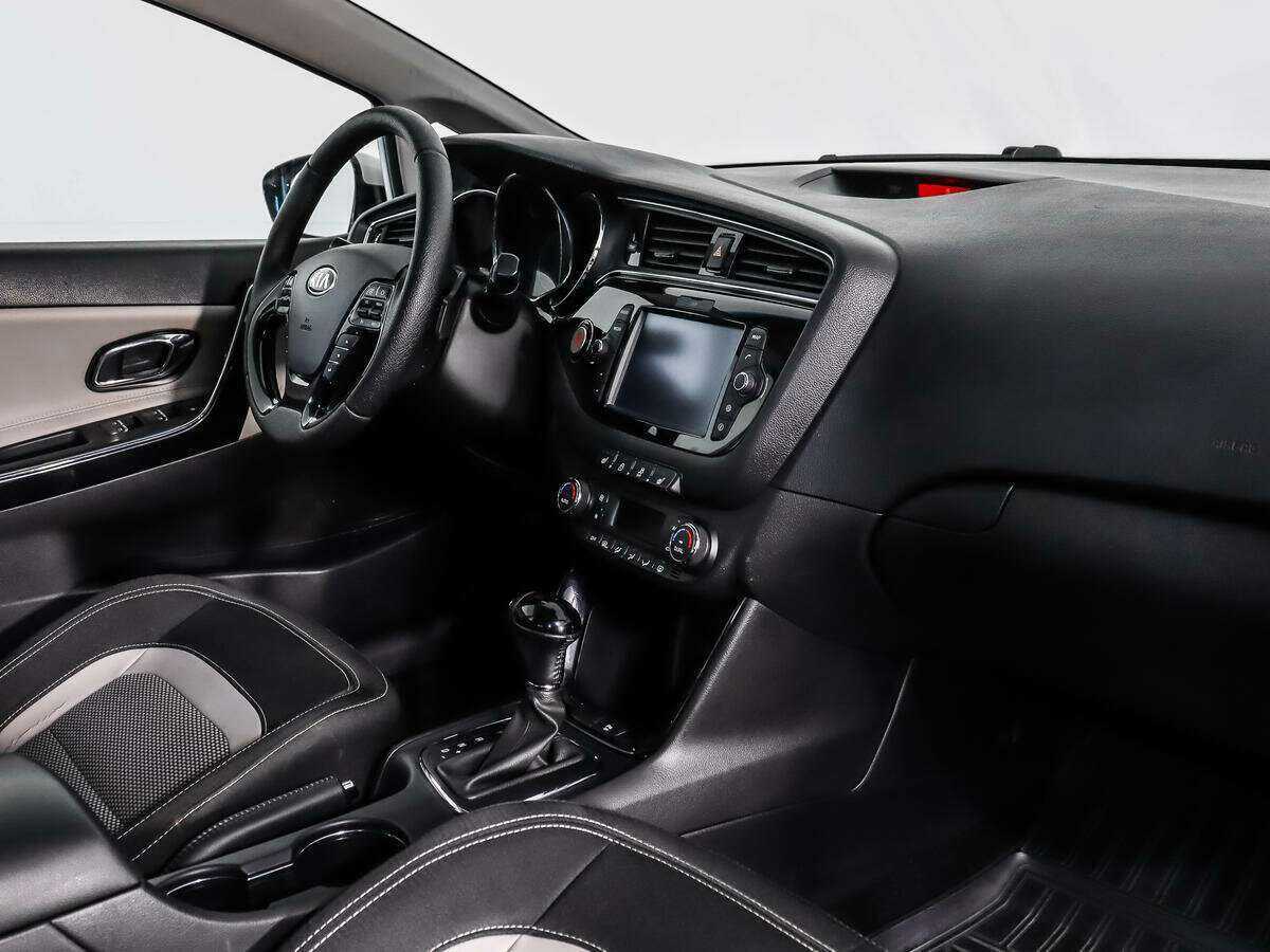 Купить Kia Ceed, 2018, 92 300 км.. Фото: #9