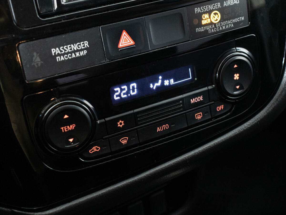 Купить Mitsubishi Outlander, 2017, 108 590 км.. Фото: #14