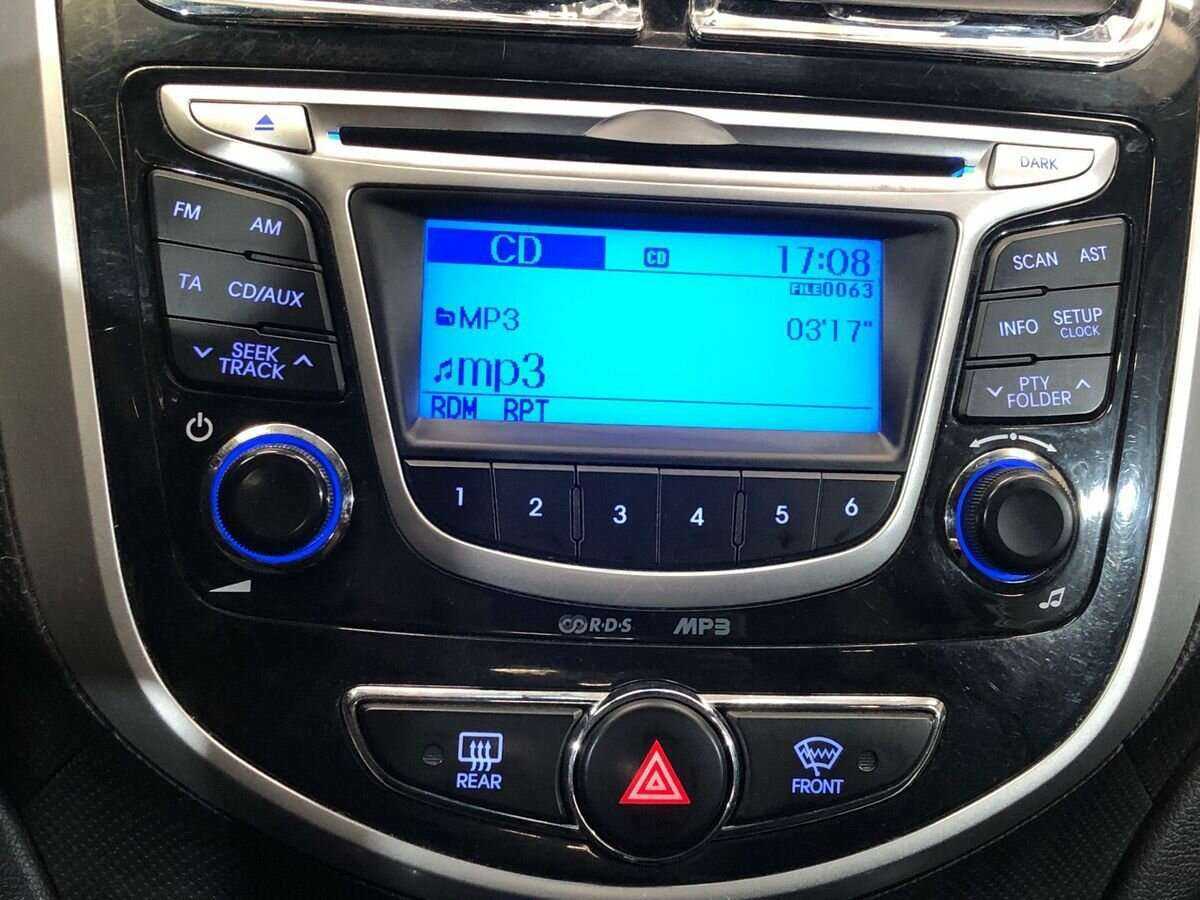 Купить Hyundai Solaris, 2014, 96 200 км.. Фото: #12