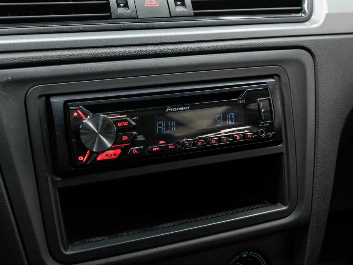 Купить Skoda Rapid, 2017, 122 000 км.. Фото: #19