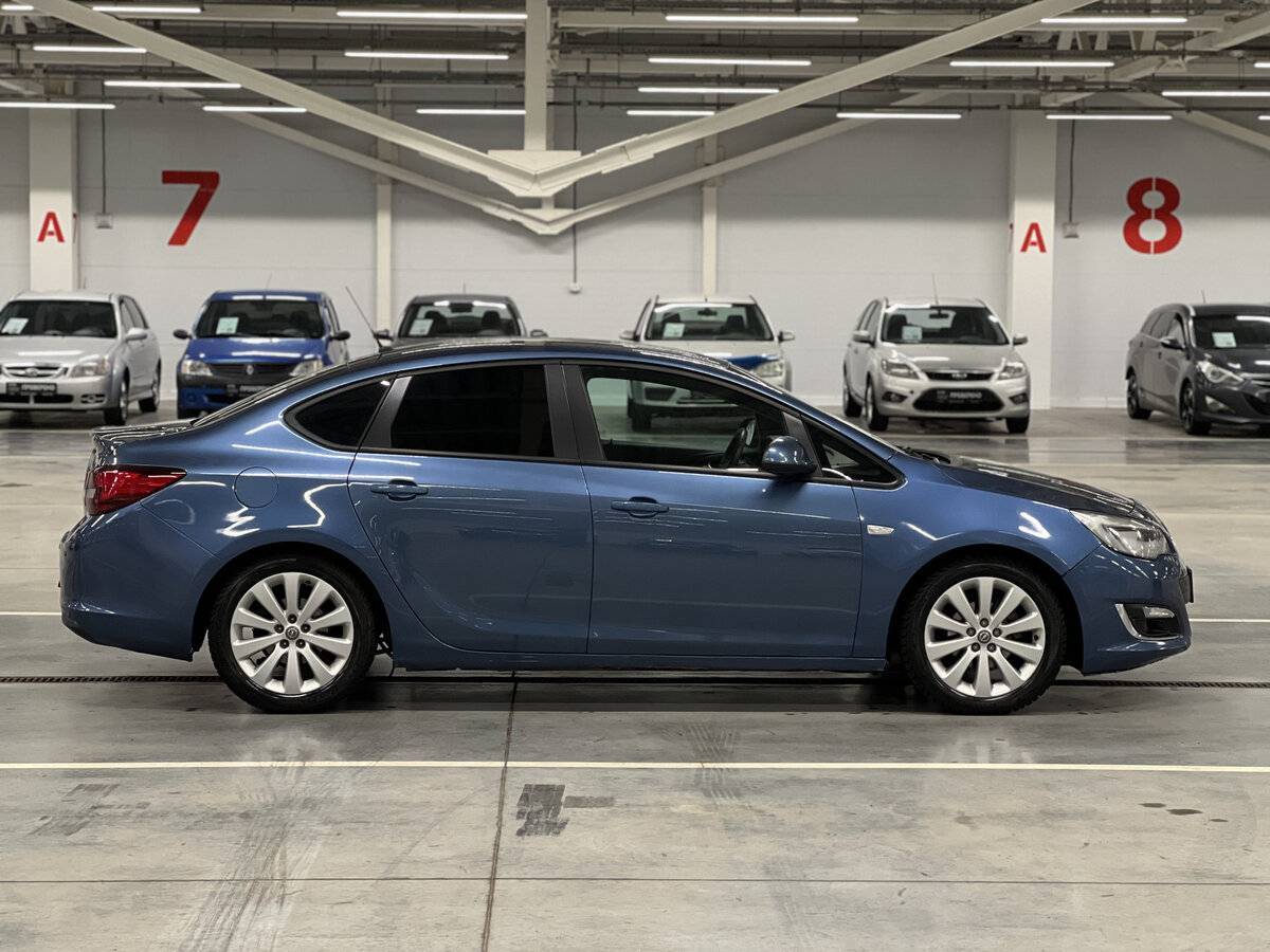 Купить Opel Astra, 2013, 139 012 км.. Фото: #3