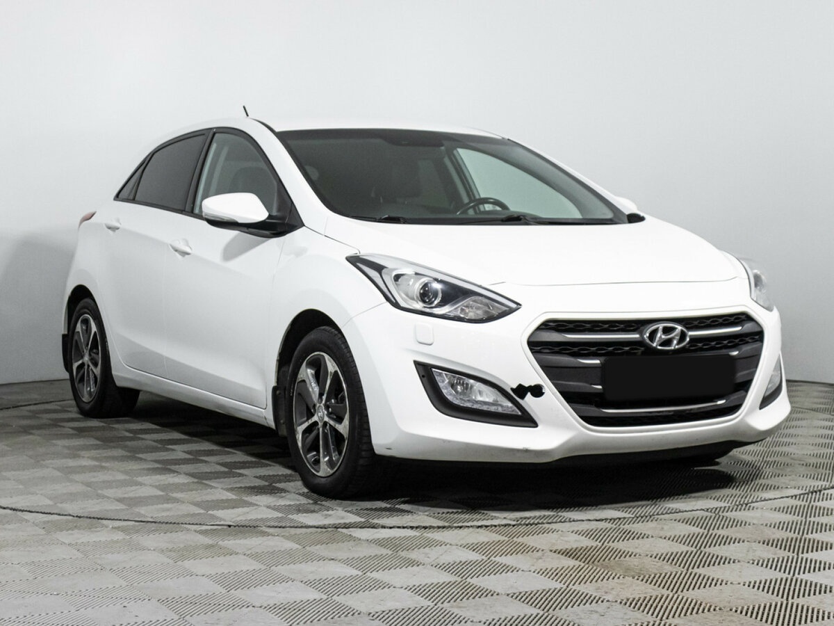 Купить Hyundai i30, 2015, 94 144 км.. Фото: #2
