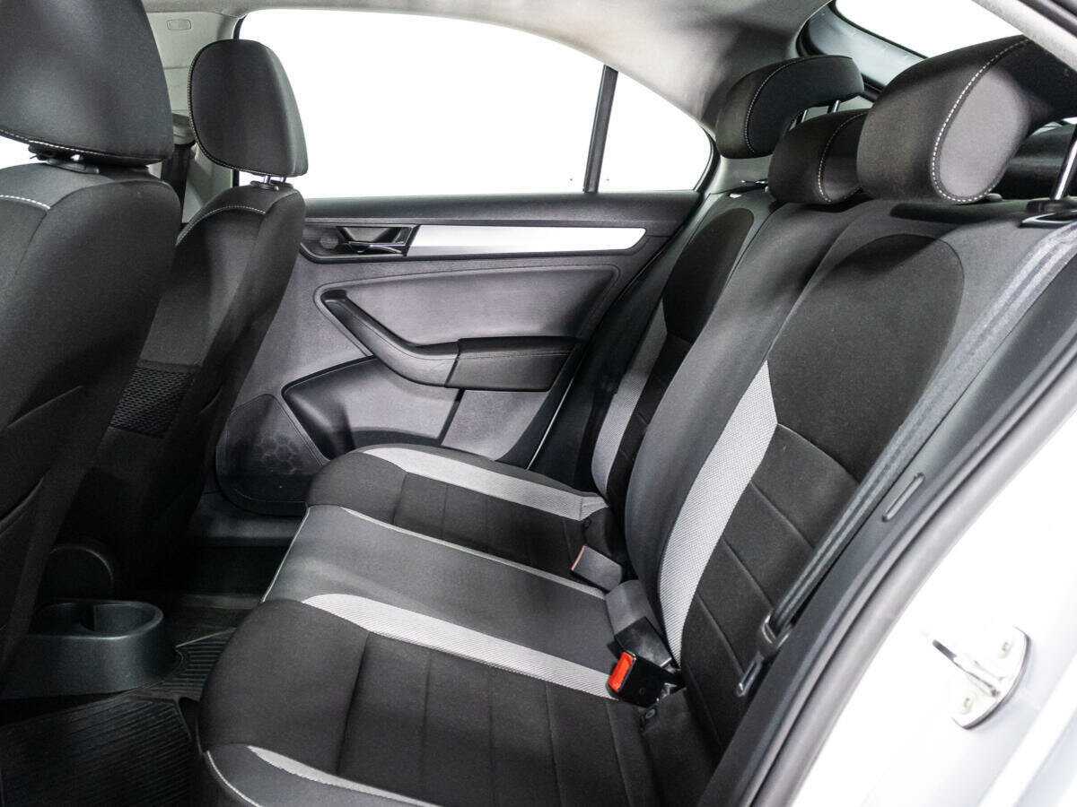 Купить Skoda Rapid, 2018, 95 988 км.. Фото: #9