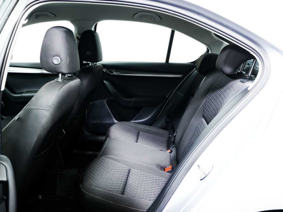 Купить Skoda Octavia, 2018, 121 000 км.. Фото: #11