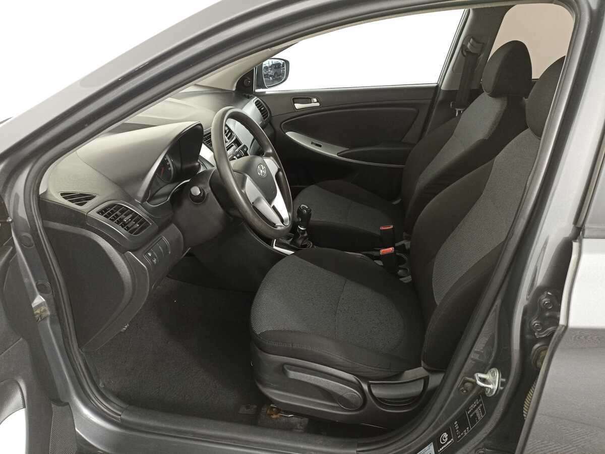 Купить Hyundai Solaris, 2013, 223 137 км.. Фото: #10