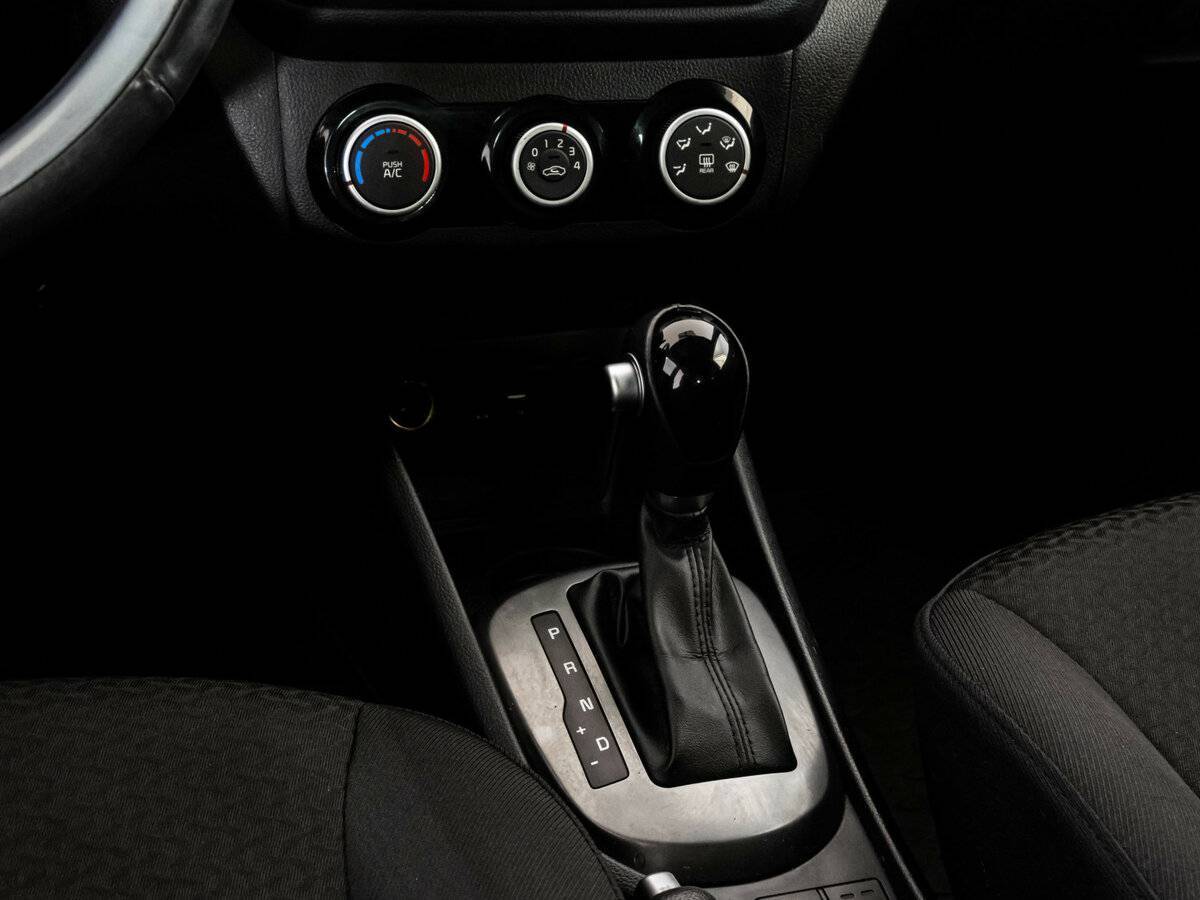 Купить Kia Rio, 2017, 115 716 км.. Фото: #12