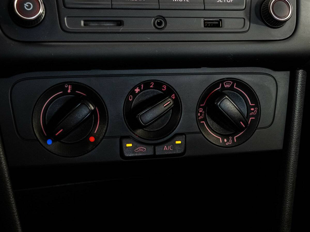 Купить Volkswagen Polo, 2017, 185 342 км.. Фото: #12