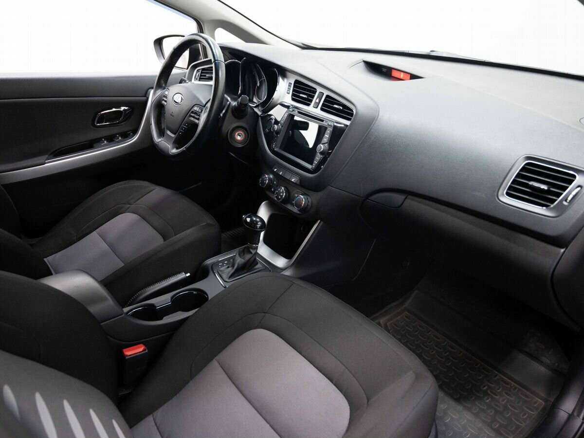 Купить Kia Ceed, 2014, 141 000 км.. Фото: #10