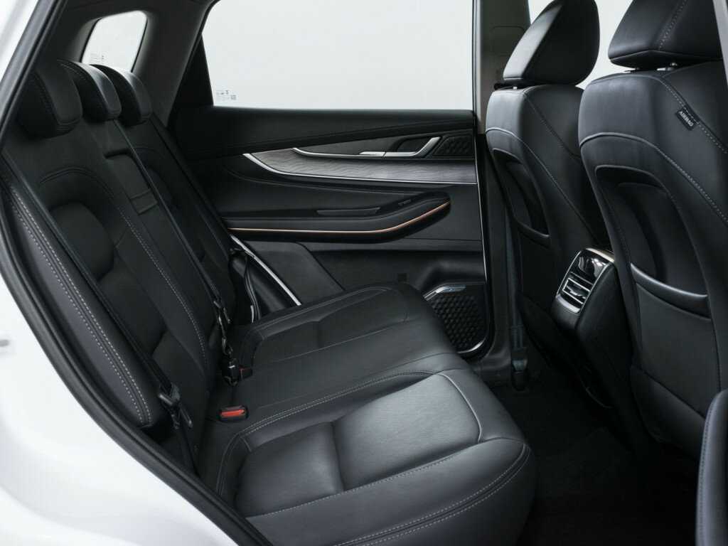 Купить EXEED LX, 2023, 14 200 км.. Фото: #9