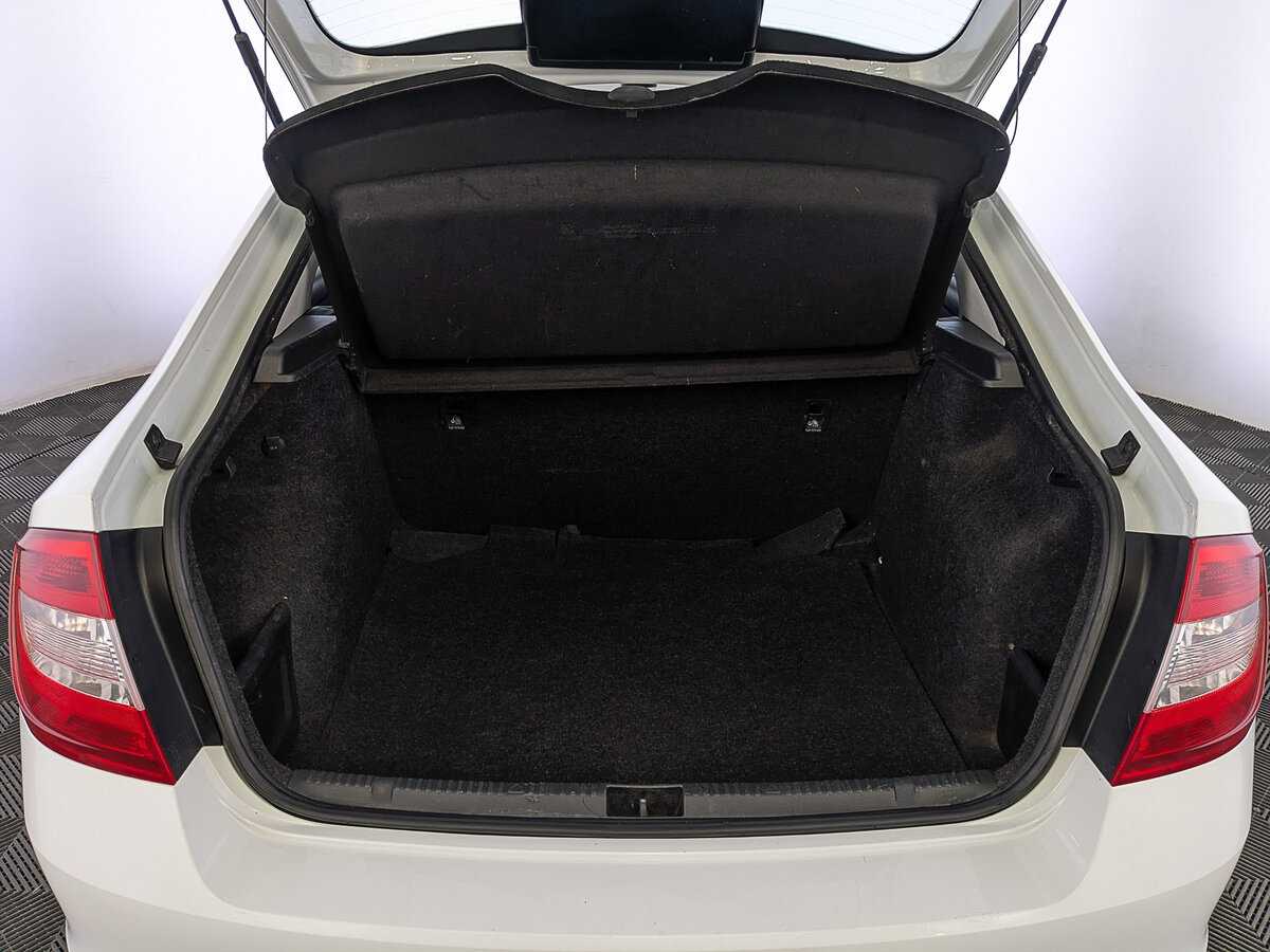 Купить Skoda Rapid, 2017, 214 528 км.. Фото: #9