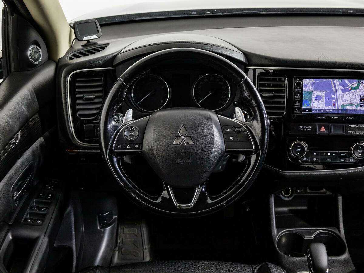 Купить Mitsubishi Outlander, 2016, 141 780 км.. Фото: #13