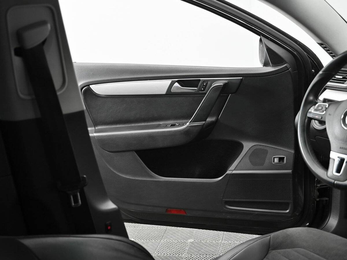 Купить Volkswagen Passat, 2012, 121 000 км.. Фото: #6