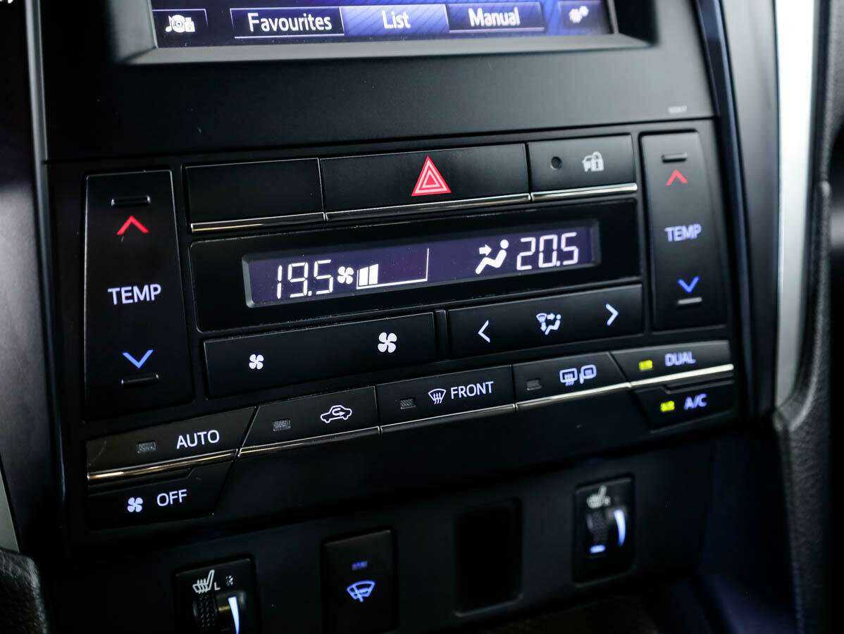 Купить Toyota Camry, 2016, 153 390 км.. Фото: #16