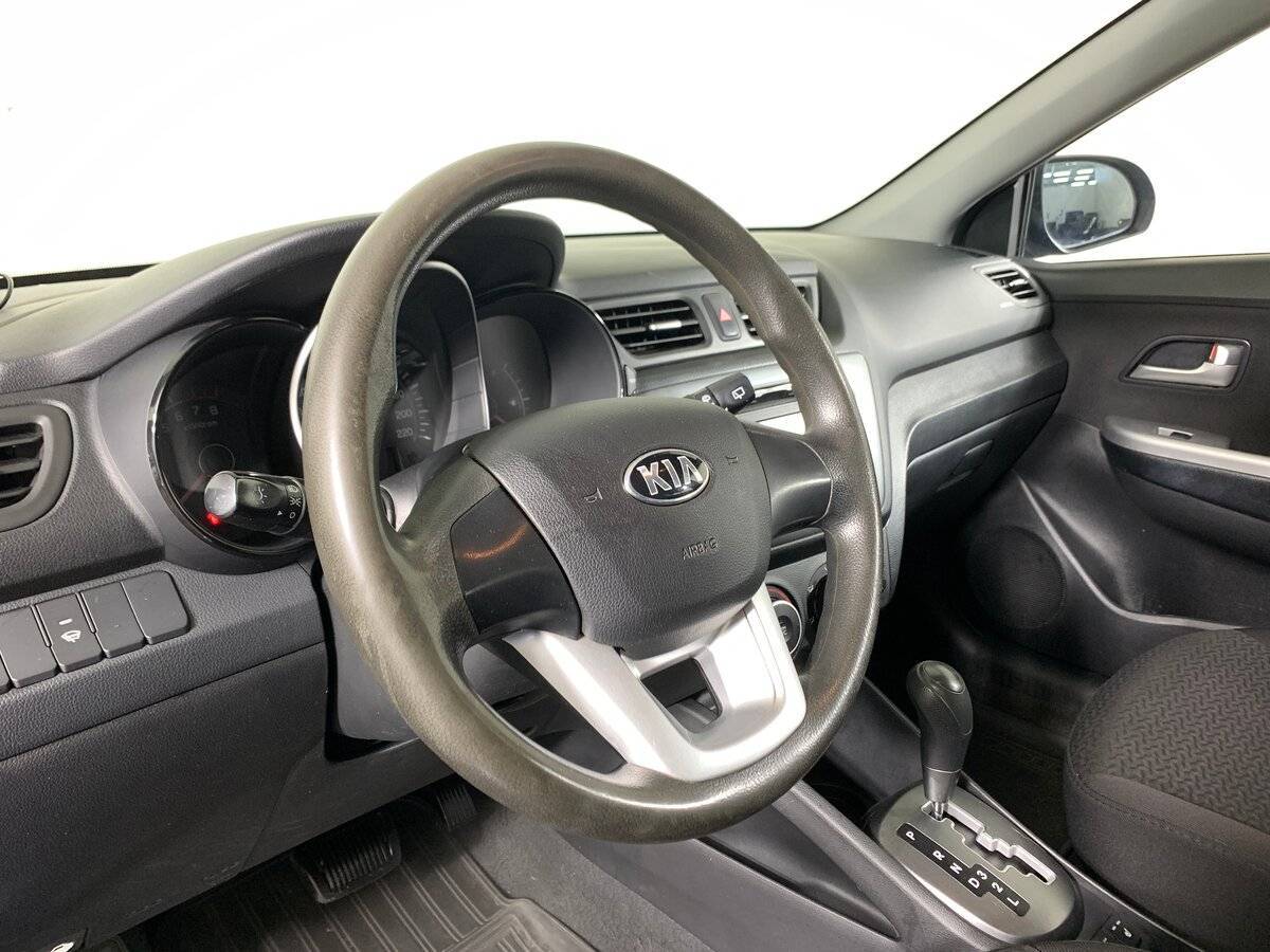 Купить Kia Rio, 2013, 171 346 км.. Фото: #9