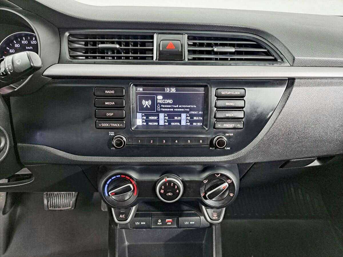 Купить Kia Rio, 2017, 87 000 км.. Фото: #12