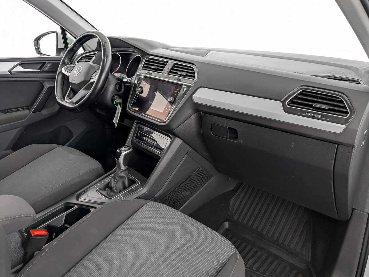 Купить Volkswagen Tiguan, 2021, 159 893 км.. Фото: #10