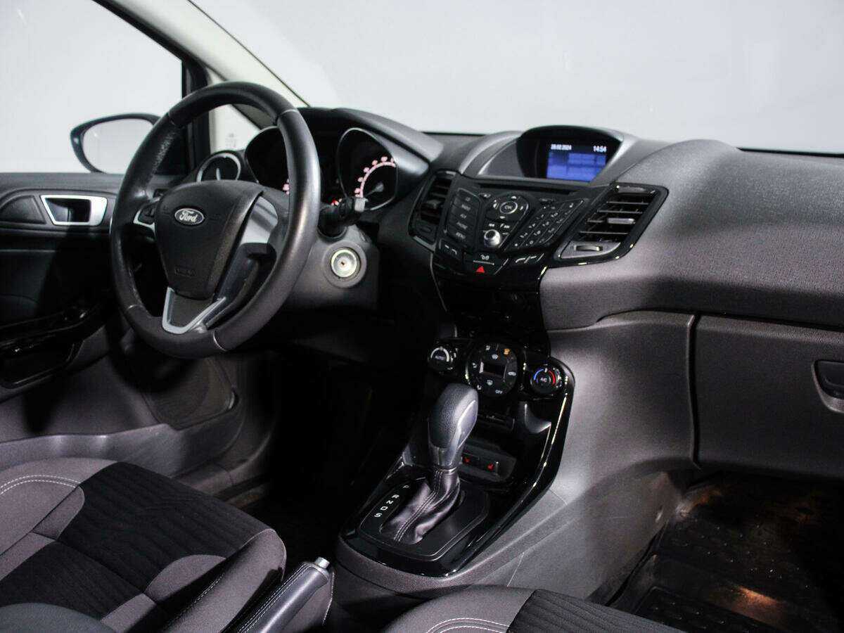 Купить Ford Fiesta, 2015, 87 700 км.. Фото: #8
