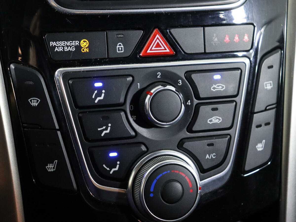 Купить Hyundai i30, 2012, 186 878 км.. Фото: #15