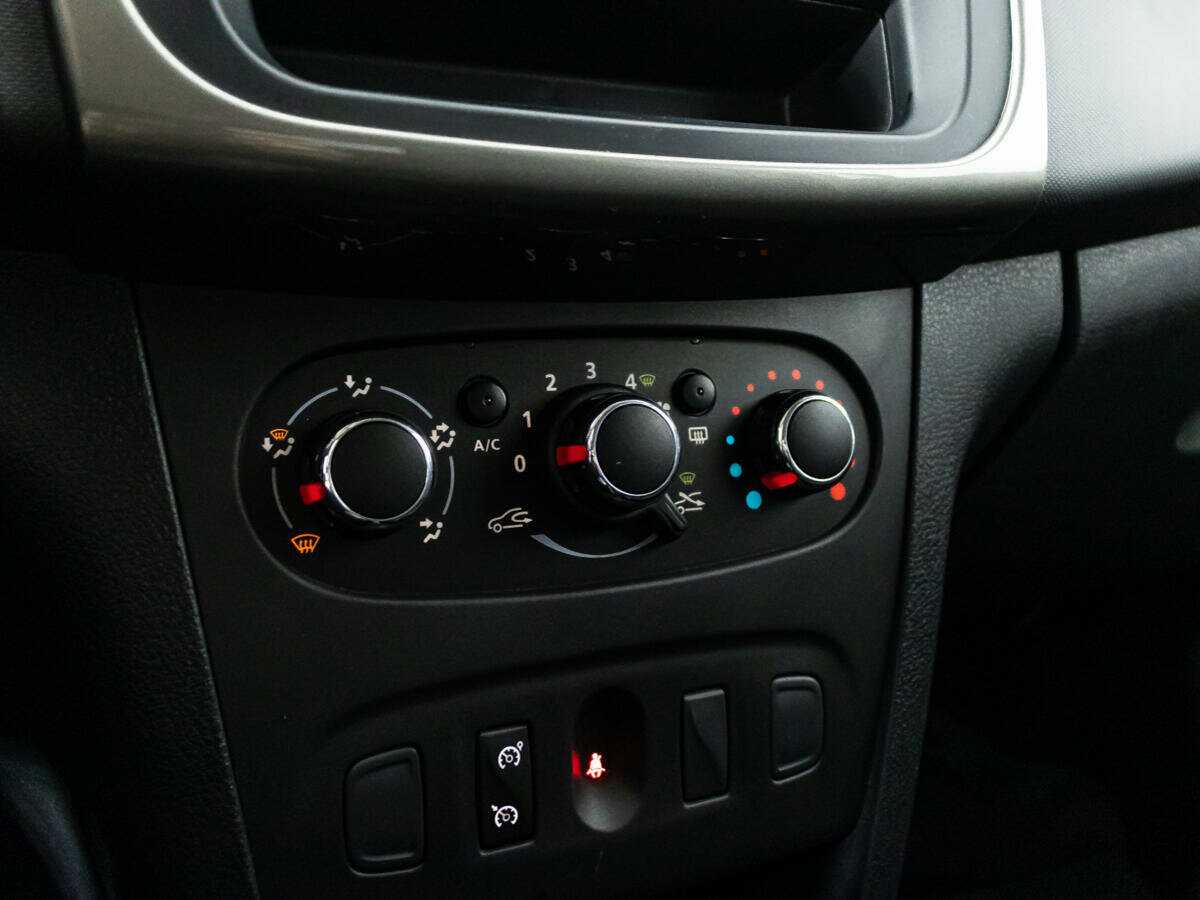 Купить Renault Sandero, 2018, 132 769 км.. Фото: #14