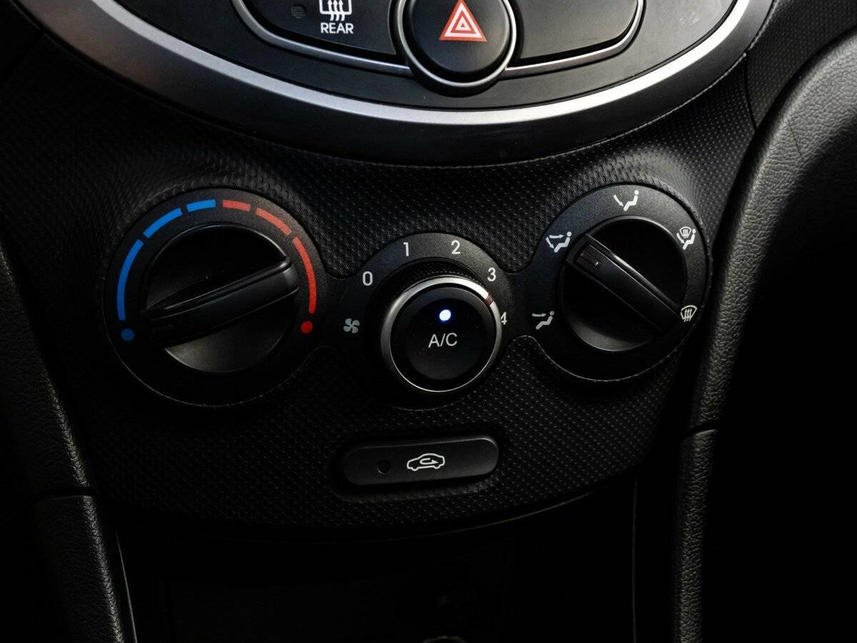 Купить Hyundai Solaris, 2016, 252 626 км.. Фото: #10