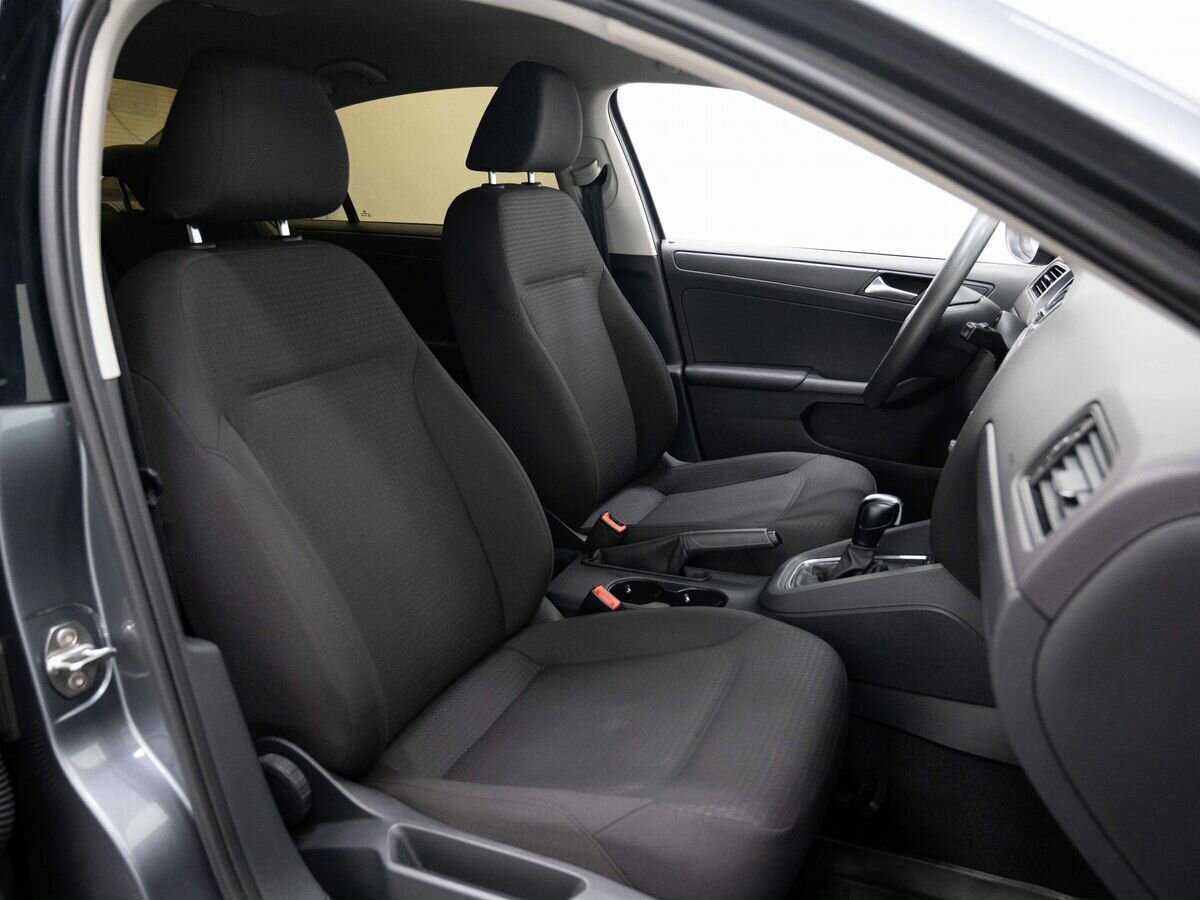 Купить Volkswagen Jetta, 2015, 121 915 км.. Фото: #10
