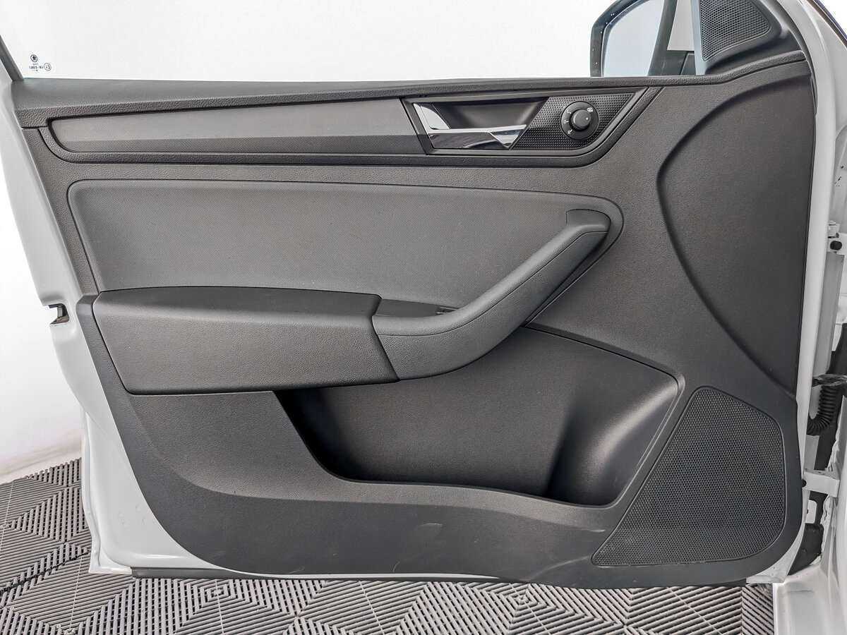 Купить Skoda Rapid, 2018, 112 381 км.. Фото: #14