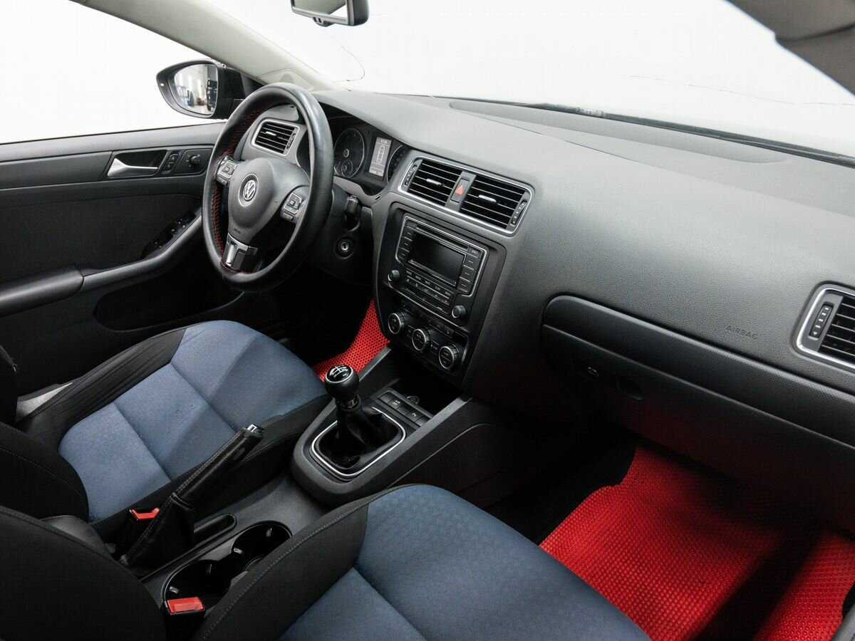Купить Volkswagen Jetta, 2013, 312 700 км.. Фото: #6