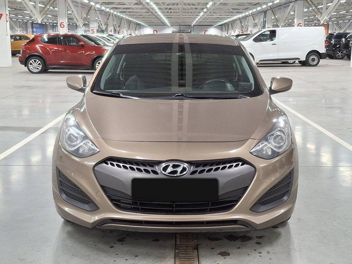 Купить Hyundai i30, 2013, 196 060 км.. Фото: #1