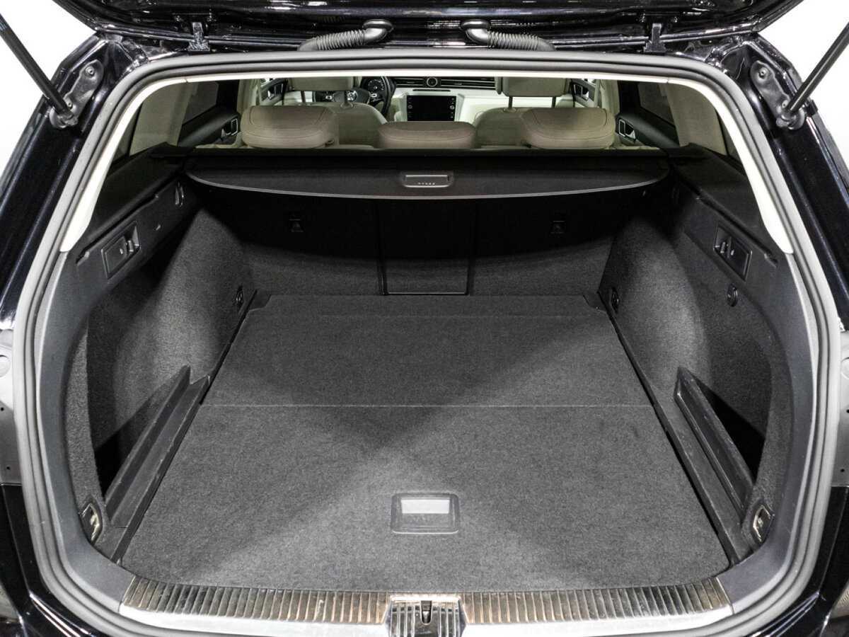 Купить Volkswagen Passat, 2018, 93 196 км.. Фото: #14