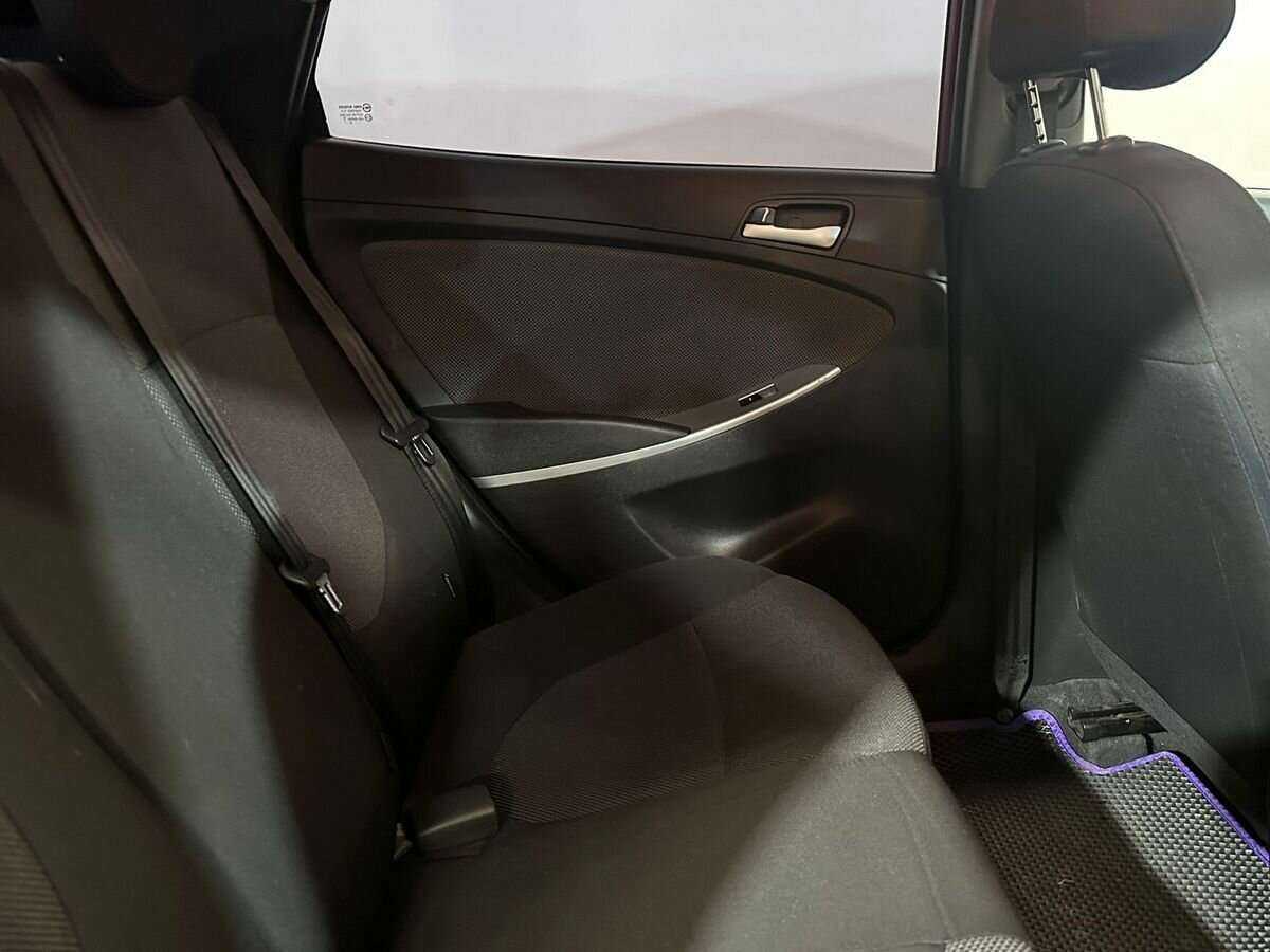 Купить Hyundai Solaris, 2013, 196 613 км.. Фото: #10