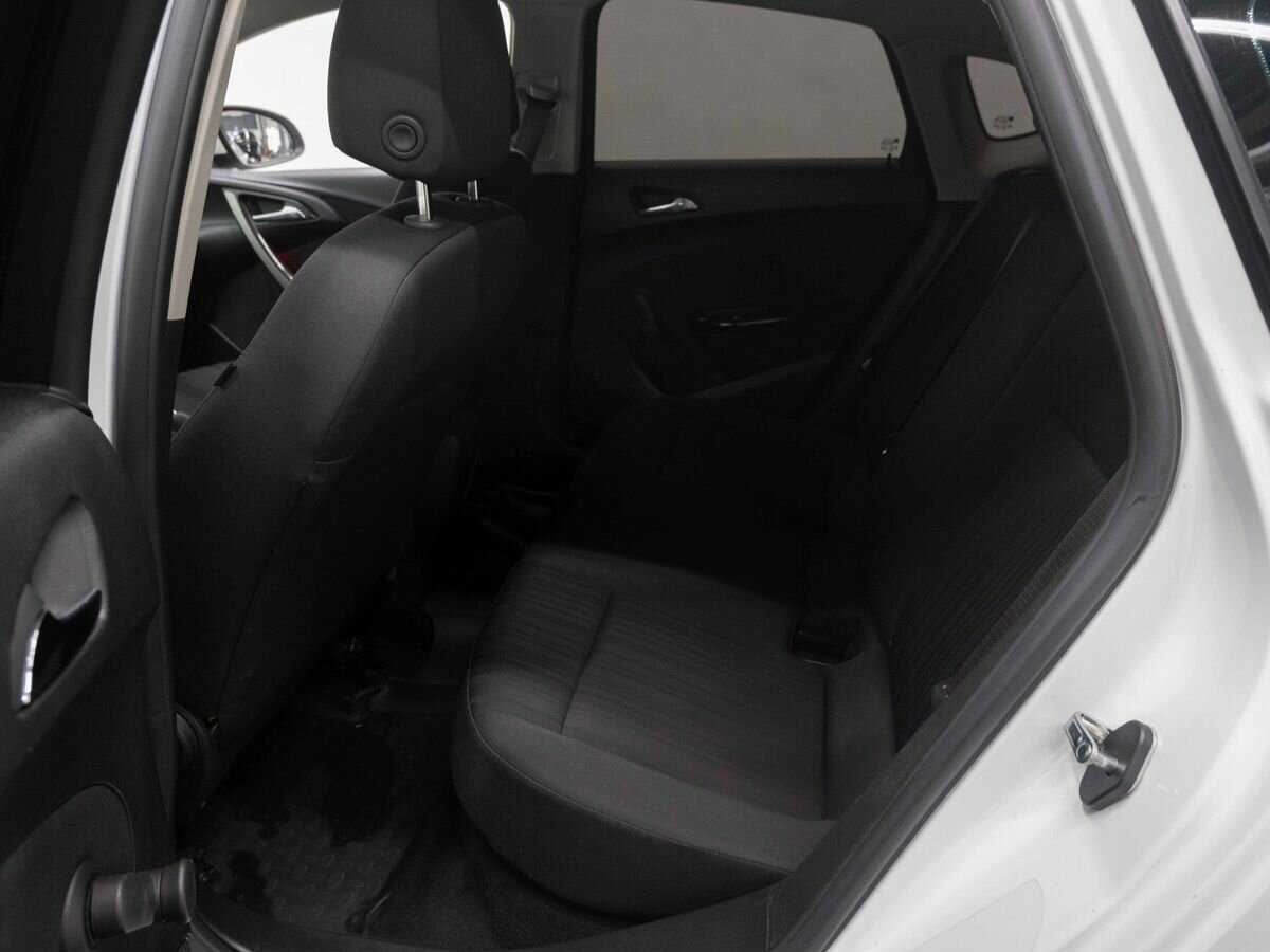 Купить Opel Astra, 2013, 236 636 км.. Фото: #8