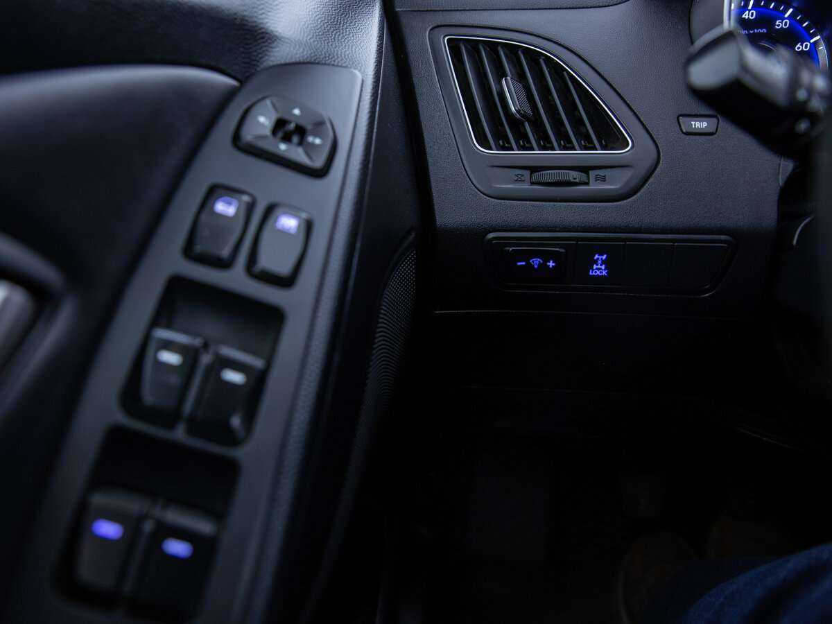 Купить Hyundai ix35, 2012, 190 047 км.. Фото: #12