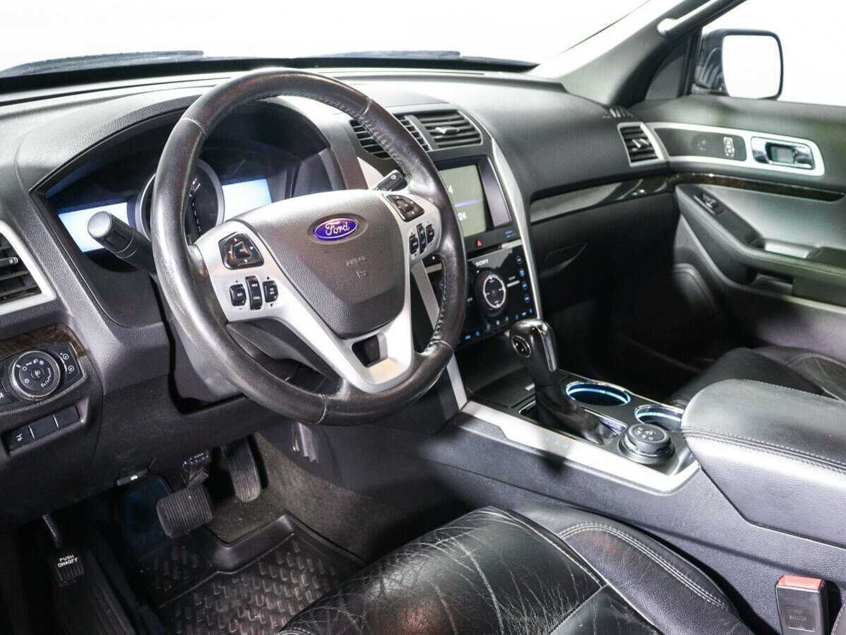 Купить Ford Explorer, 2012, 131 286 км.. Фото: #13