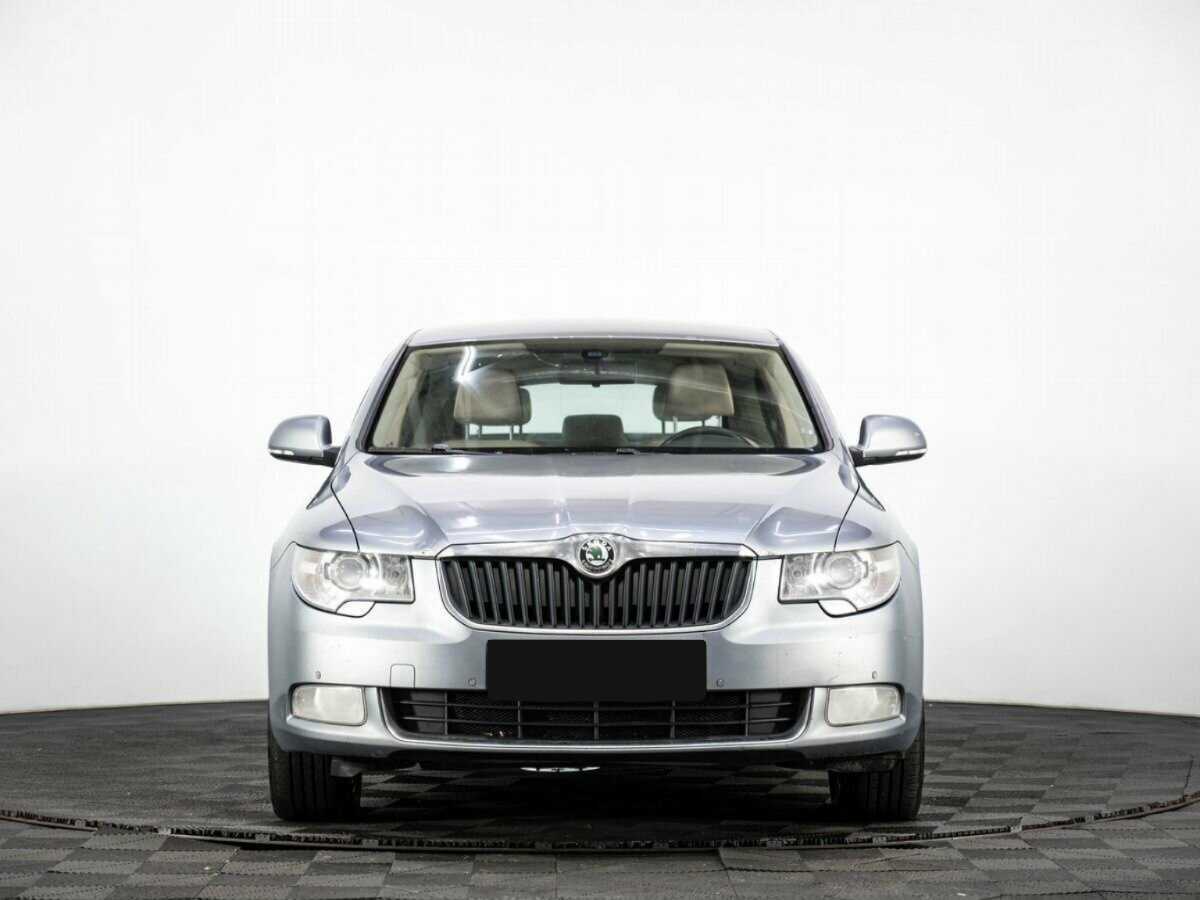 Купить Skoda Superb, 2012, 288 337 км.. Фото: #1