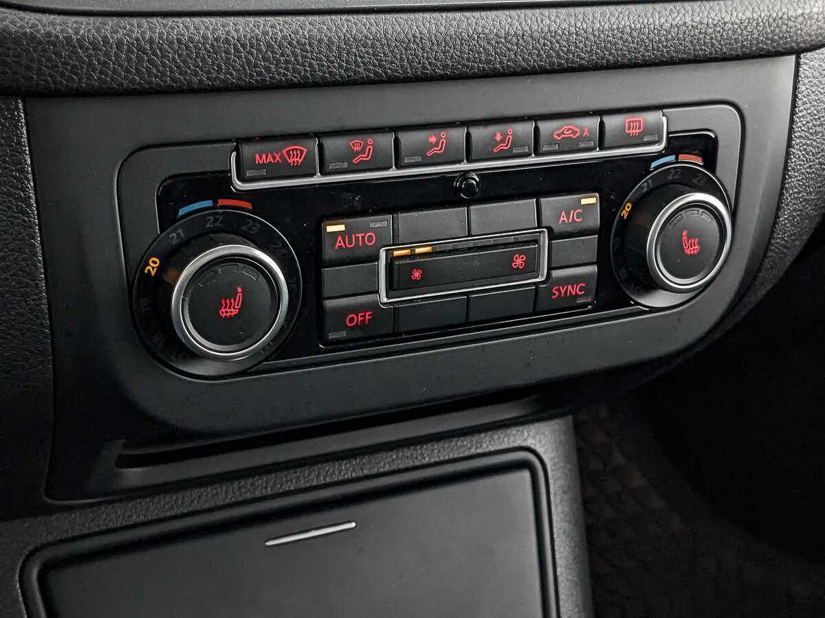 Купить Volkswagen Tiguan, 2015, 88 775 км.. Фото: #24