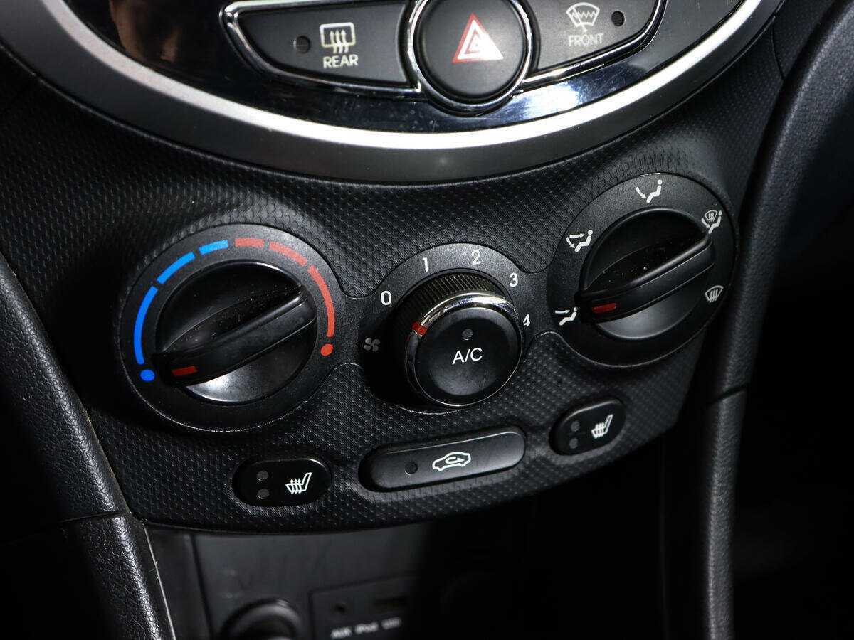 Купить Hyundai Solaris, 2014, 98 000 км.. Фото: #16