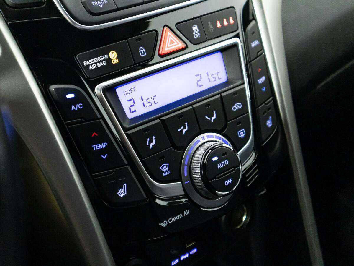 Купить Hyundai i30, 2013, 141 173 км.. Фото: #14