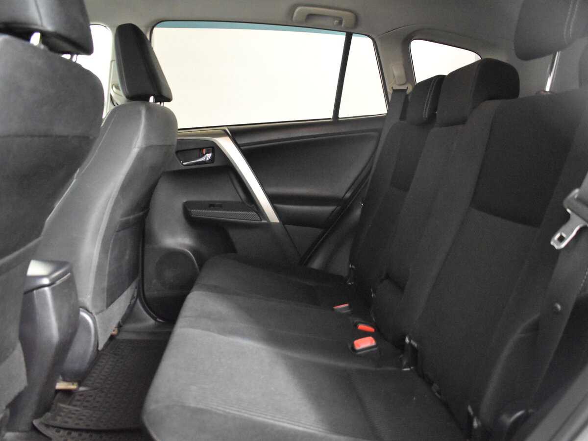 Купить Toyota RAV4, 2015, 144 524 км.. Фото: #6