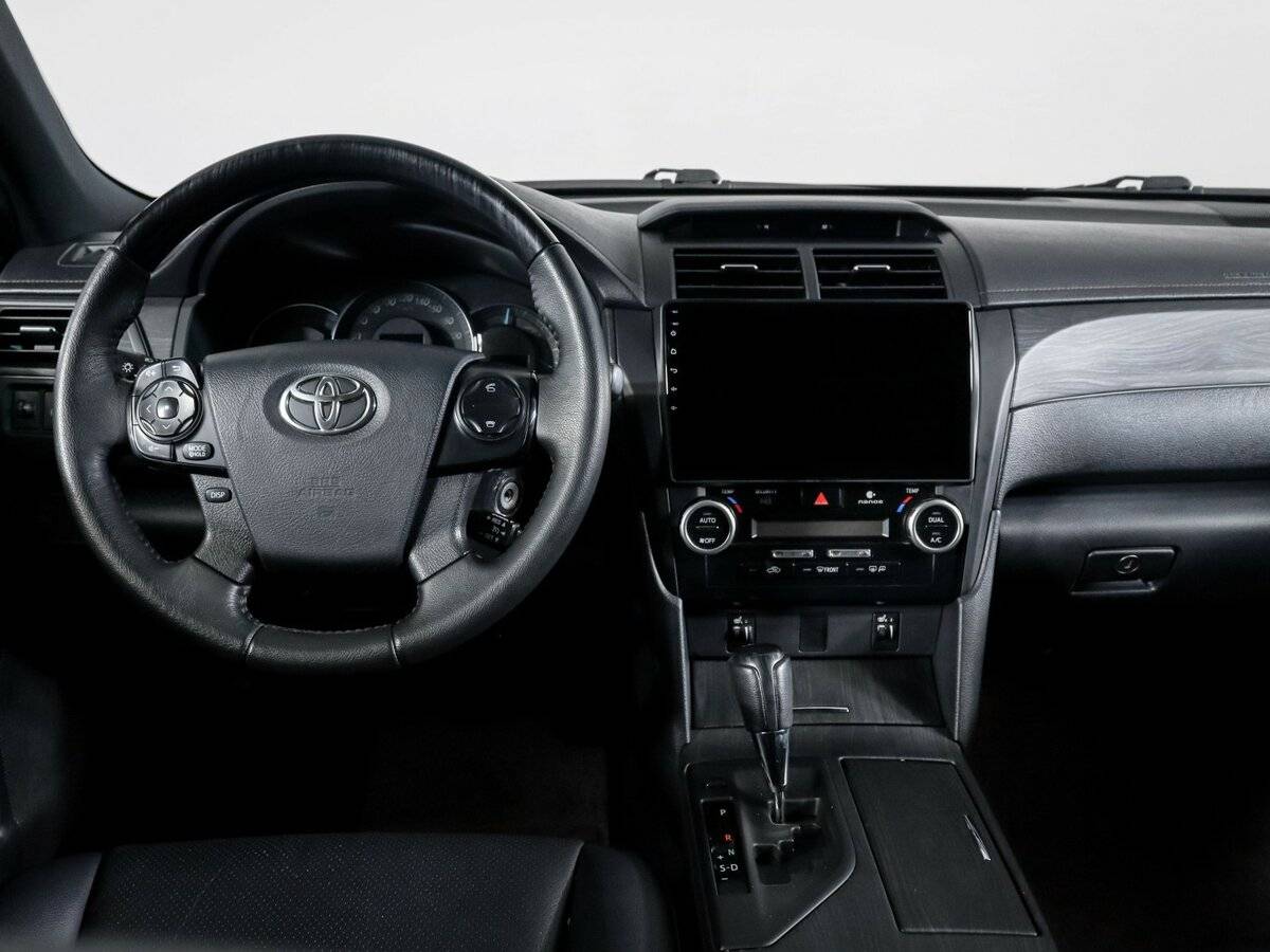 Купить Toyota Camry, 2014, 335 498 км.. Фото: #9