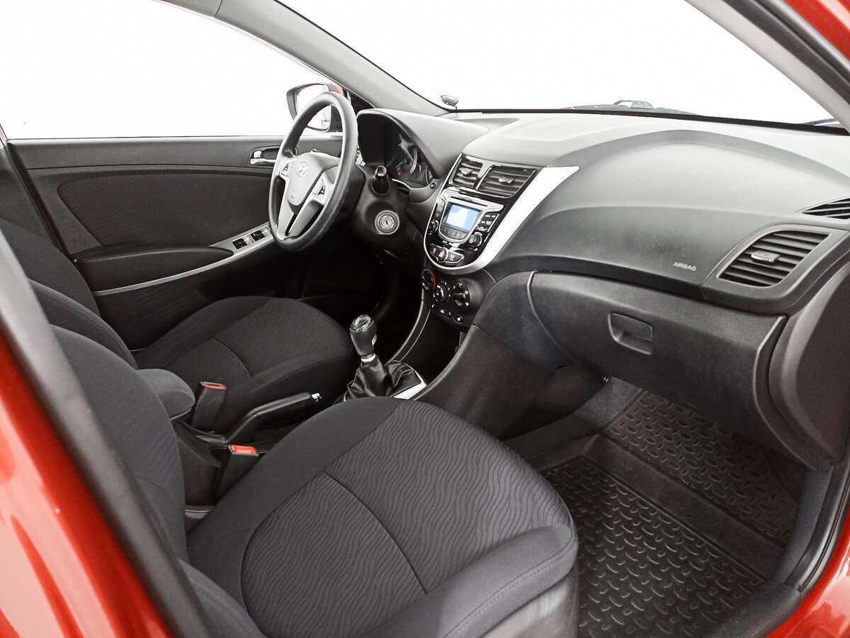 Купить Hyundai Solaris, 2012, 225 794 км.. Фото: #6