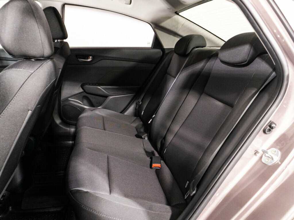 Купить Hyundai Solaris, 2018, 69 341 км.. Фото: #9