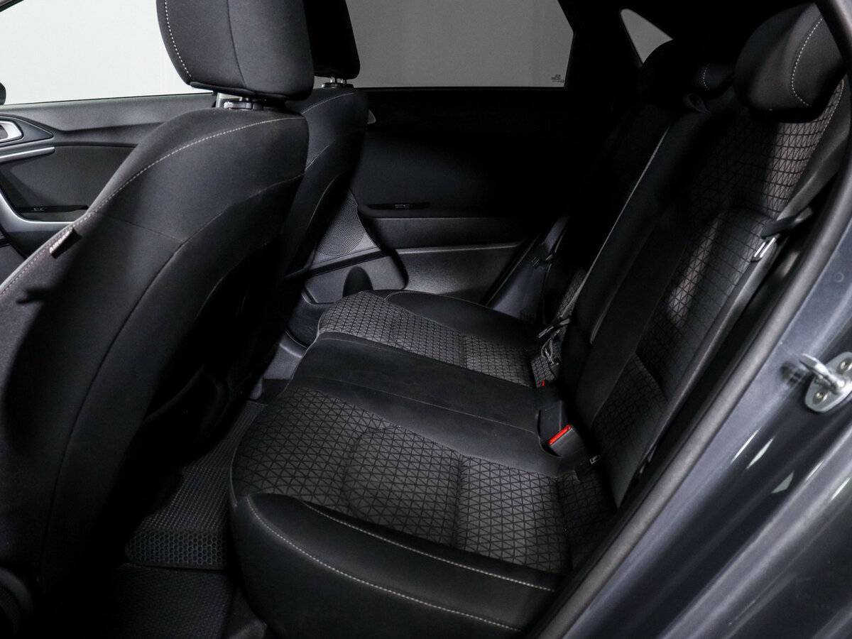 Купить Kia Ceed, 2019, 73 644 км.. Фото: #9